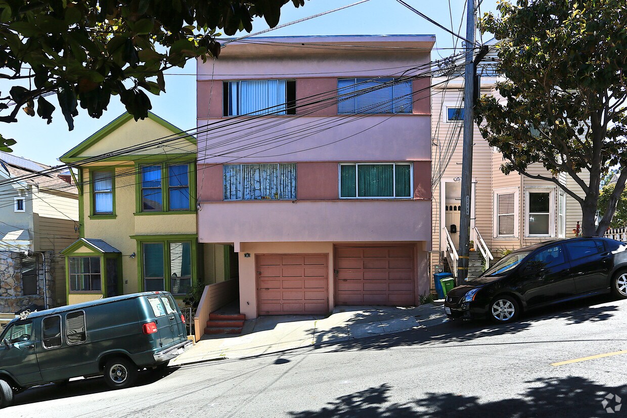 Building Photo - 55 Fair Ave