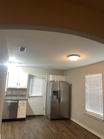 Building Photo - 1901 Wright St