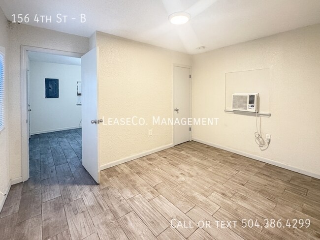 Foto del edificio - 156 4th St