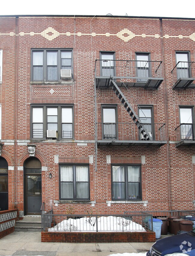 Building Photo - 2054 77th St