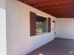 Building Photo - 3236 E Willard St