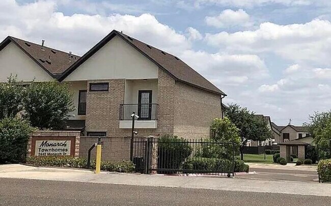 Foto del edificio - 2445 Monarch Dr