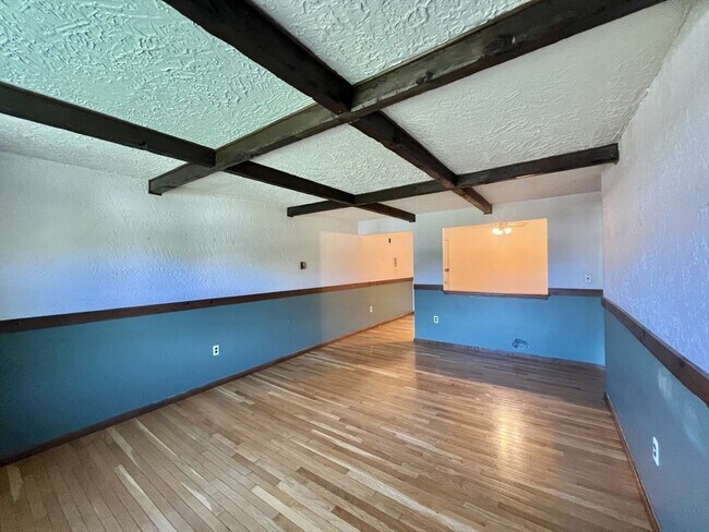 Foto del edificio - 120 Parker St