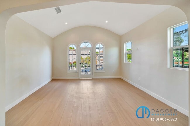 Foto del edificio - 2800 Winter St