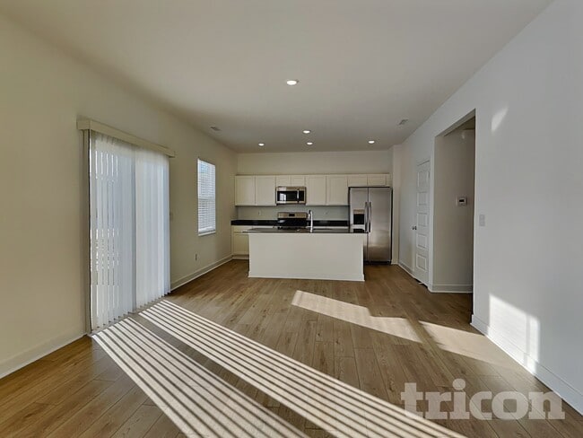 Building Photo - 11827 Moorfield Ln