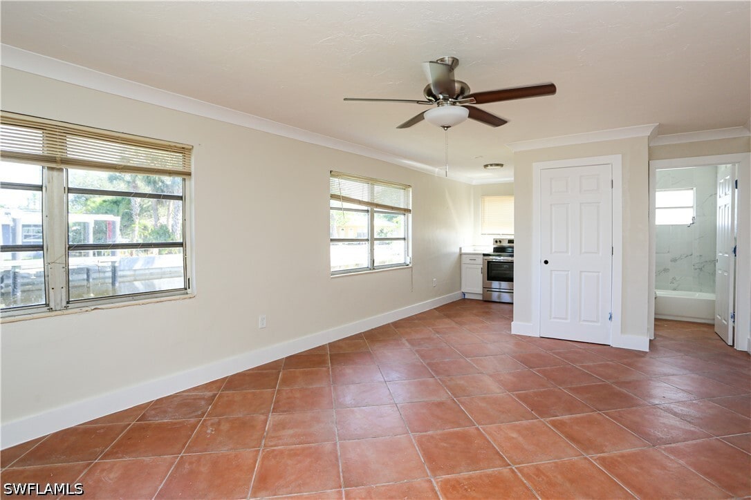 Building Photo - 2829 Shoreview Dr
