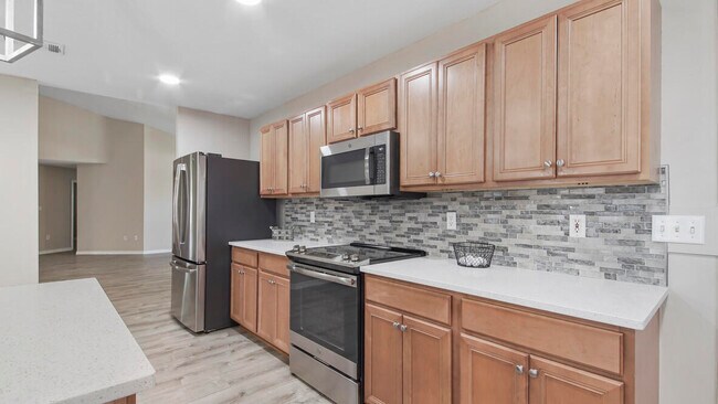 Building Photo - 43 Beacon Way