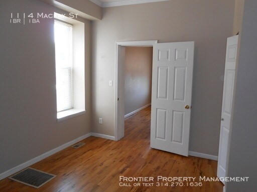 Building Photo - Shotgun Style 1 bedroom in Lafayette Square!