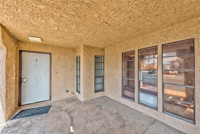 Foto del edificio - 781 Palo Verde Cir