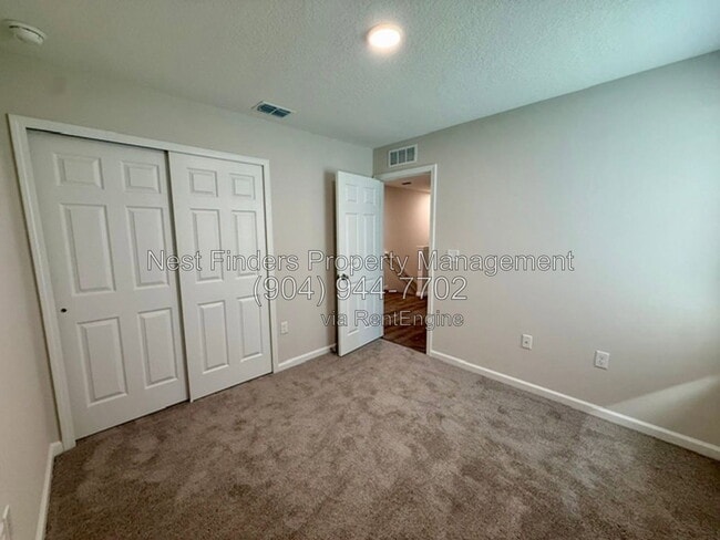 Building Photo - 9091 India Ave