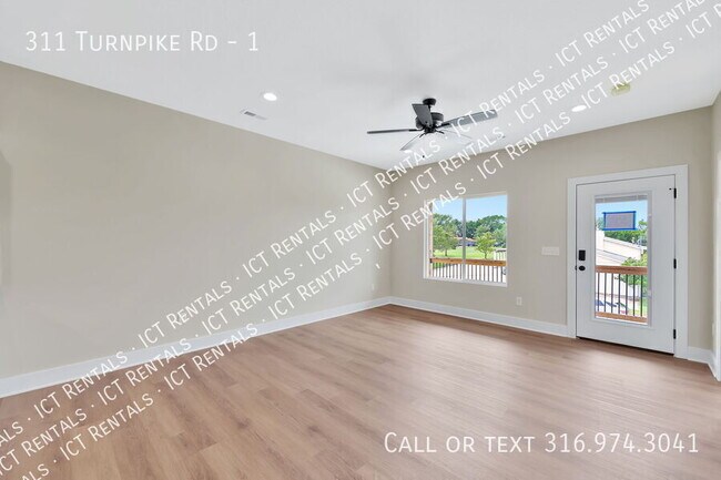 Foto del edificio - 311 Turnpike Rd