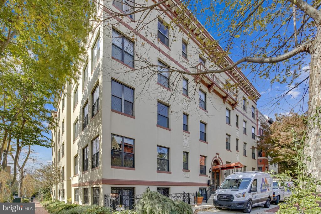 Foto principal - 1320 21st St NW