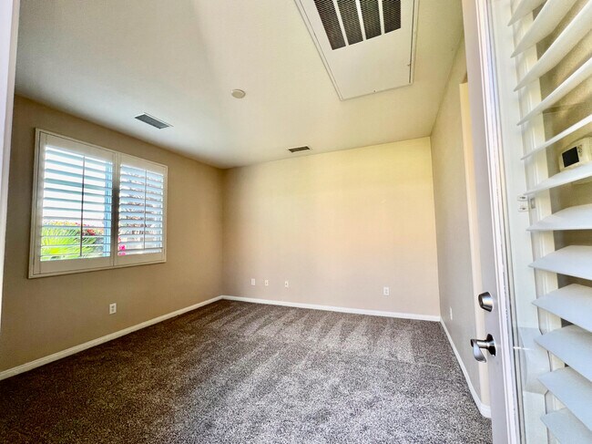 Foto del edificio - 42097 Hideaway St