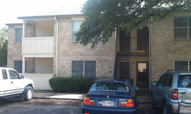 Foto del edificio - 8210 Bent Tree Rd