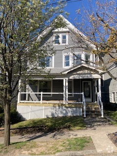 Building Photo - 907 Myrtle St