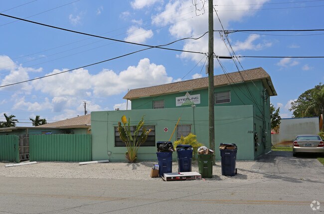 Foto del edificio - 2433 N Dixie Hwy