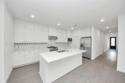 Building Photo - 31502 San Floro Dr
