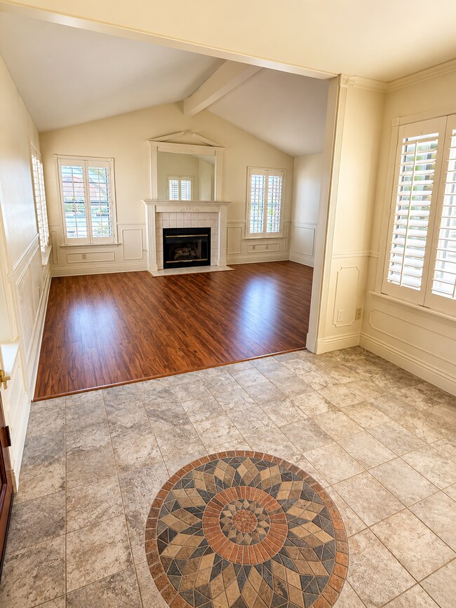 Building Photo - 11785 Avenida Sivrita