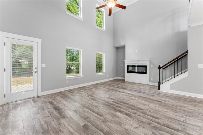 Foto del edificio - 1739 Walt Stephens Rd
