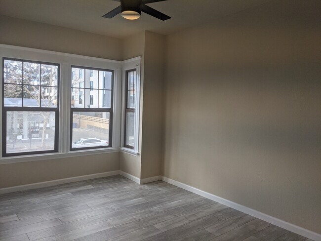 Building Photo - 1529 San Pablo Ave