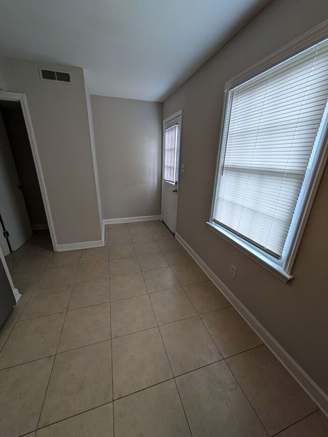 Foto del edificio - 2BD/1.5BA Unit in Hickory