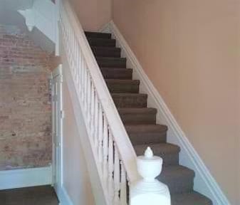 Building Photo - 100 N 5th St