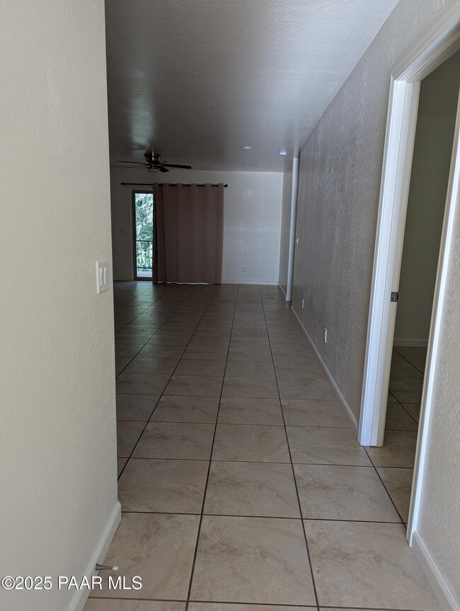 Building Photo - 4781 N Lone Cactus Dr