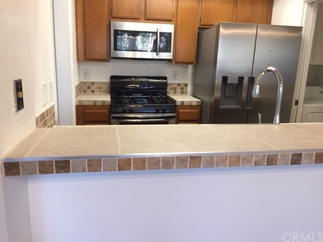 Building Photo - 2571 Plaza del Amo