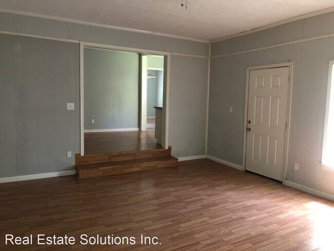 Foto del edificio - 3 br, 2 bath House - 941 Dorgan St.