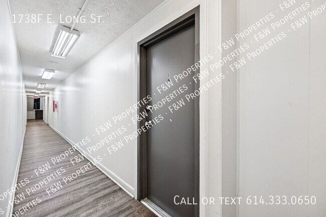 Foto del edificio - 1738F E. Long St.-