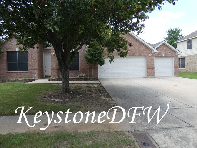 Foto del edificio - 12117 Copper Creek Dr