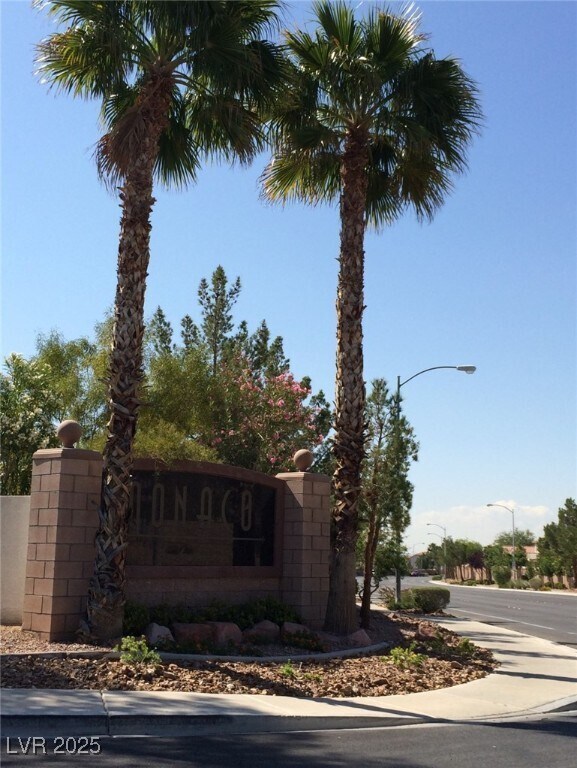 Foto del edificio - 8045 Mosaic Harbor Ave