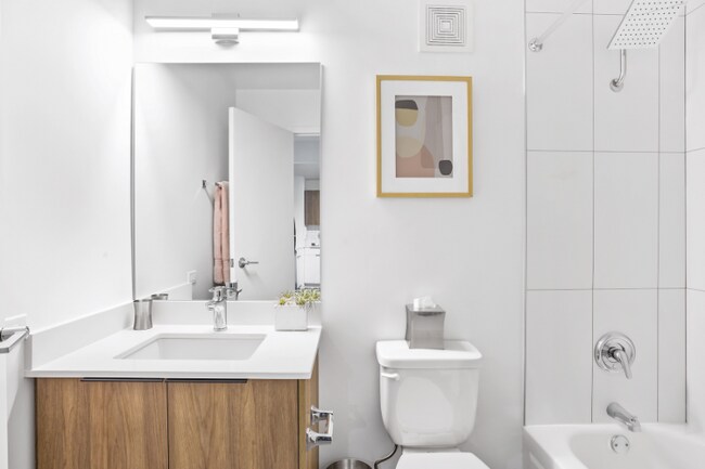 Foto del edificio - 1250 W Elm St