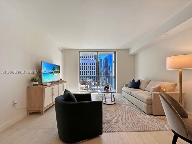 Foto del edificio - 77 SE 5th St