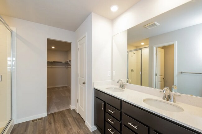 Foto del edificio - 14413 Heritage Dr