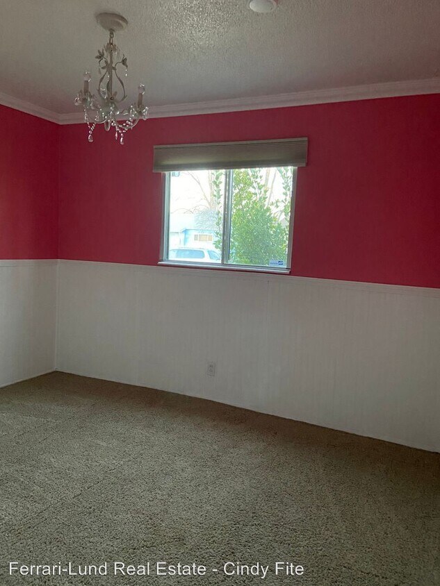 Primary Photo - 3 br, 2 bath House - 665 Tasker Way