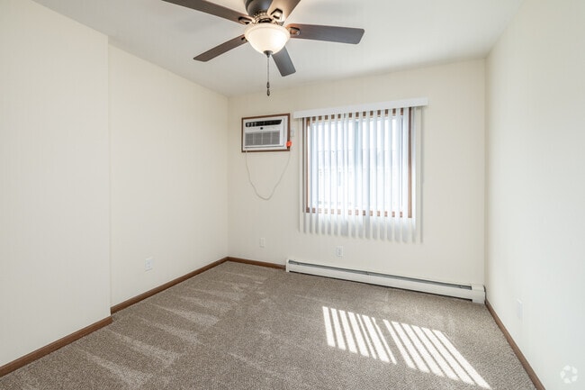 3BR, 1.5 BA - 1,060SF - Second Bedroom - Arrowhead Apartments &amp; Townhomes