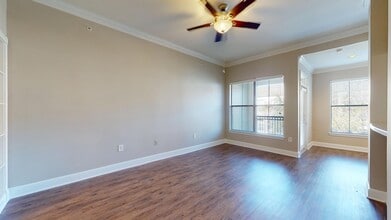 Interior Photo - THIRTY377