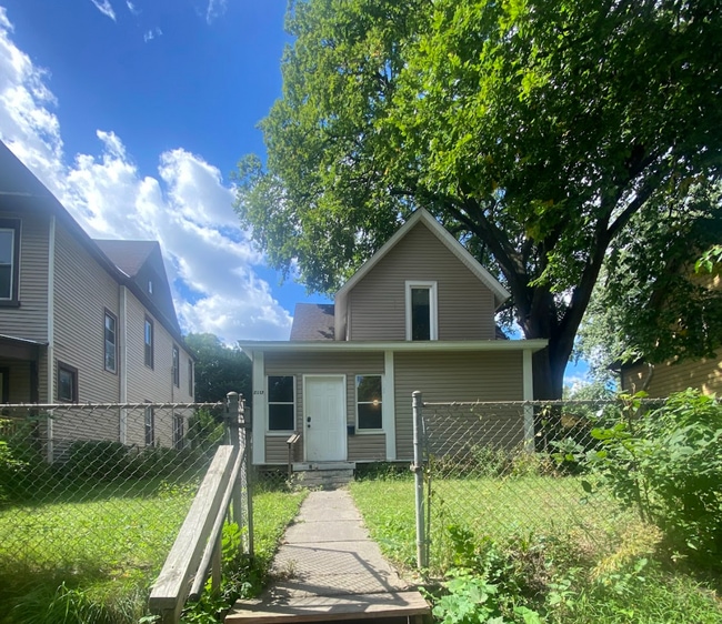 Building Photo - 2117 N Ilion Ave