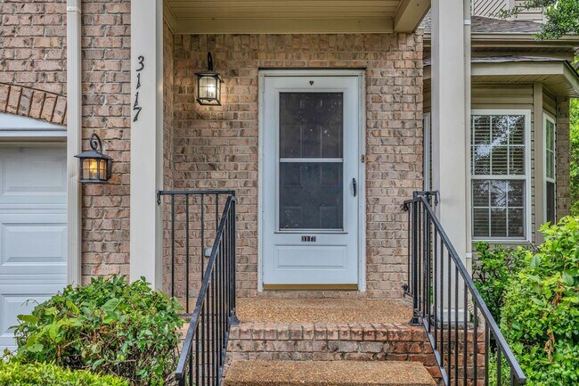 Foto del edificio - Awesome 3BR/2BA home near Percy Priest!