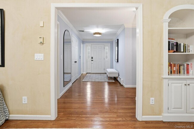 Foto del edificio - 1120 Cove Edge Rd