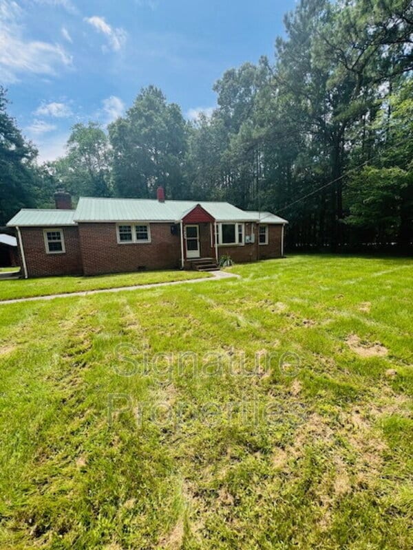 Building Photo - 17425 Pole Run Rd