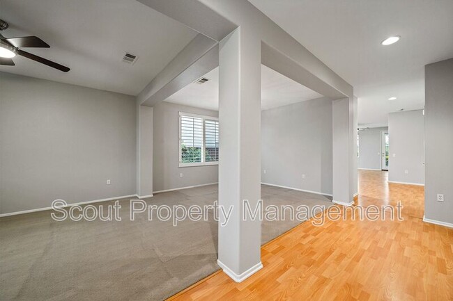 Building Photo - 39419 Napa Creek Dr