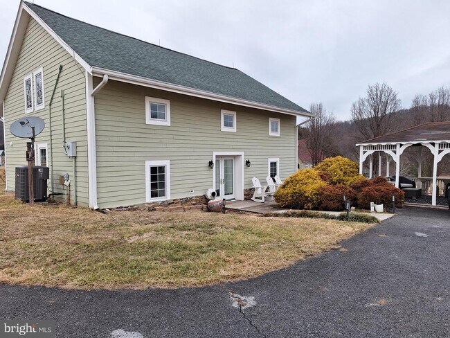 Foto del edificio - 2254 Winchester Rd