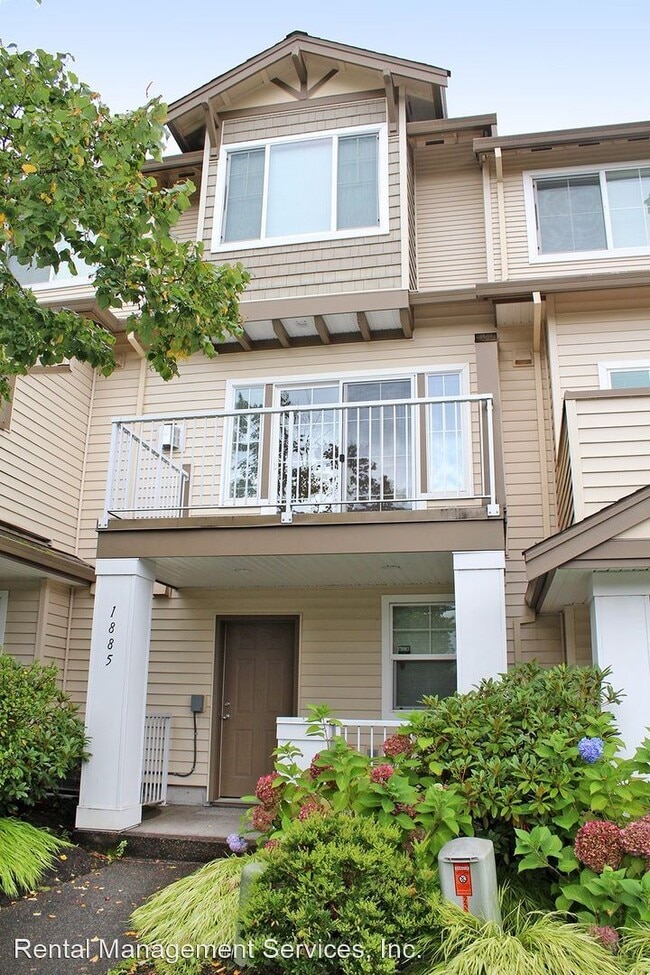 Building Photo - 2 br, 2.5 bath House - 1885 NE 102nd Ave