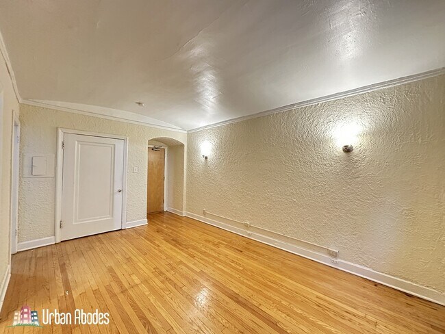 Foto del edificio - 532 W Arlington Pl