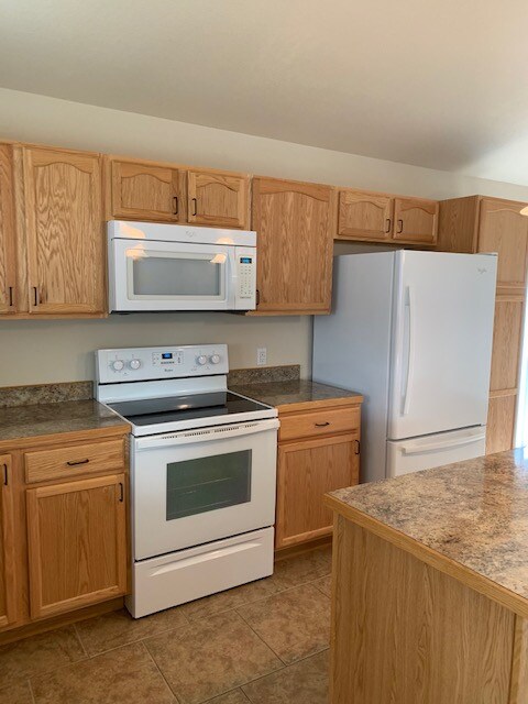 Foto del edificio - 3313 Champion Dr