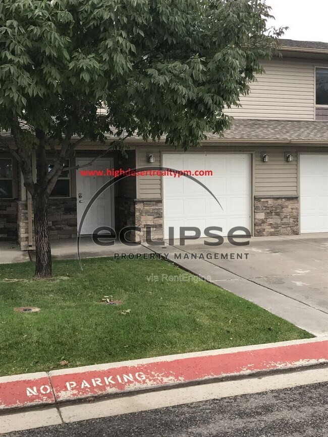 Foto del edificio - 2463 1/2 Theresea Lane