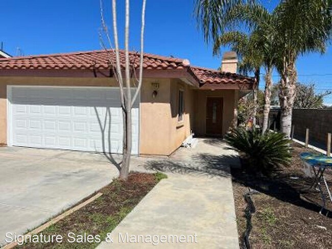 Building Photo - 3 br, 2 bath House - 713 W 9th Street
