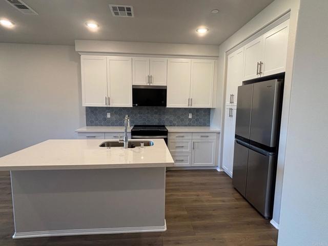 Foto del edificio - 1805 Saltbush Dr